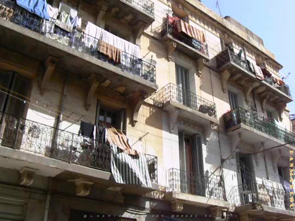 rue Rabelais 15.JPG